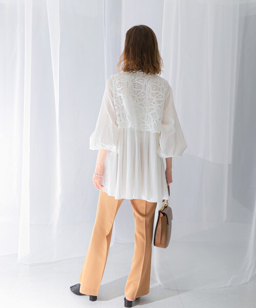 URBAN RESEARCH ROSSO（アーバンリサーチロッソ）の「ボリュームフレアートップス（シャツ/ブラウス・レディース・off/green・FREE）」の8枚目の写真