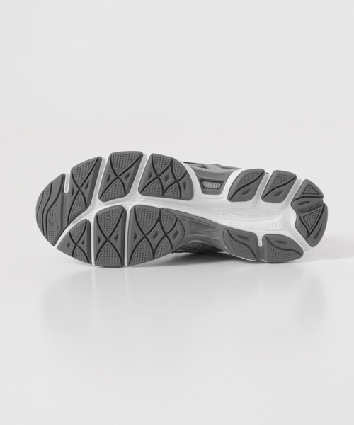 URBAN RESEARCH DOORS（アーバンリサーチドアーズ）の「ASICS　GEL-NYC 2055（スニーカー・レディース・CONCRETE・23.5/24/24.5/25）」の6枚目の写真