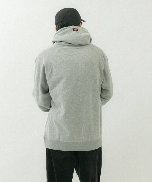 EKAL（エカル）の「NANGA　ECO HYBRID BOX LOGO SWEAT HOODIE（スウェット・メンズ・L.GRY・M/L）」の5枚目の写真