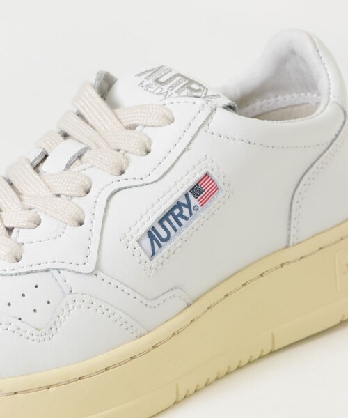 URBAN RESEARCH（アーバンリサーチ）の「AUTRY　Medalist（スニーカー・レディース・WHT/WHT・37/38/39）」の9枚目の写真
