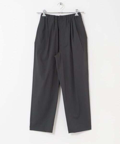 URBAN RESEARCH DOORS（アーバンリサーチドアーズ）の「STILL BY HAND　ナイロンテーパードパンツ（その他パンツ・メンズ・BLACK/CHARCOAL/GREIGE・44/46/48）」の2枚目の写真