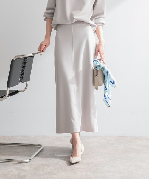 URBAN RESEARCH ROSSO（アーバンリサーチロッソ）の「ストレッチジョーゼットスカート（スカート・レディース・WHITE/GREIGE/NAVY・Free）」の12枚目の写真