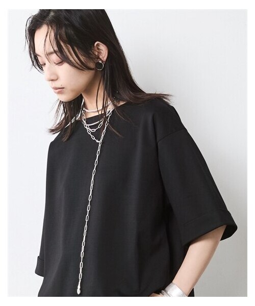 nissen（ニッセン）の「5分袖カットソープルオーバー＜大きいサイズ有＞シックスタイル（Tシャツ/カットソー・レディース・グレー/黒・6L/8L/10L）」の2枚目の写真