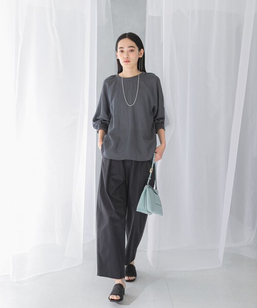 URBAN RESEARCH ROSSO（アーバンリサーチロッソ）の「2WAYギャザースリーブブラウス（シャツ/ブラウス・レディース・CHARCOAL/L/BEIGE/YELLOW・FREE）」の11枚目の写真