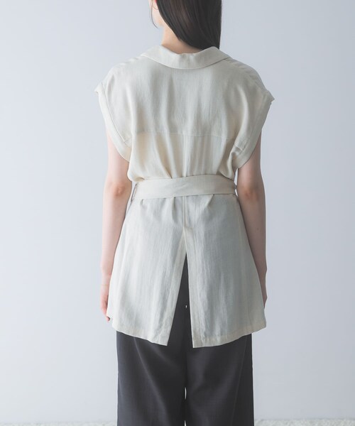 URBAN RESEARCH ROSSO（アーバンリサーチロッソ）の「ベルテッドウエストシェイプジレ（ベスト・レディース・BLACK/L.BEIGE・Free）」の14枚目の写真