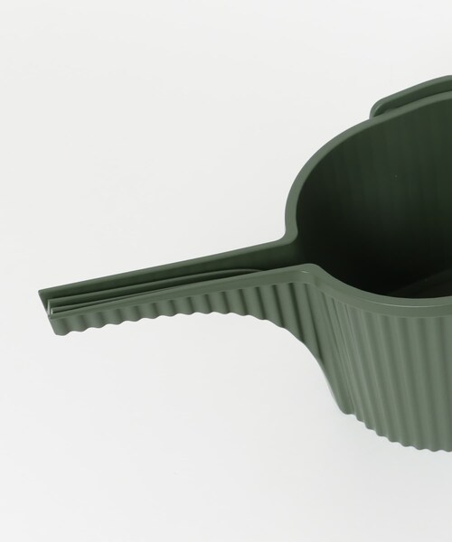 URBAN RESEARCH DOORS(アーバンリサーチドアーズ)の「『WEB限定』Hachiman gardens ガーデンビートル 1.5L(その他雑貨・メンズ・ダークグリーン・-)」の8枚目の写真