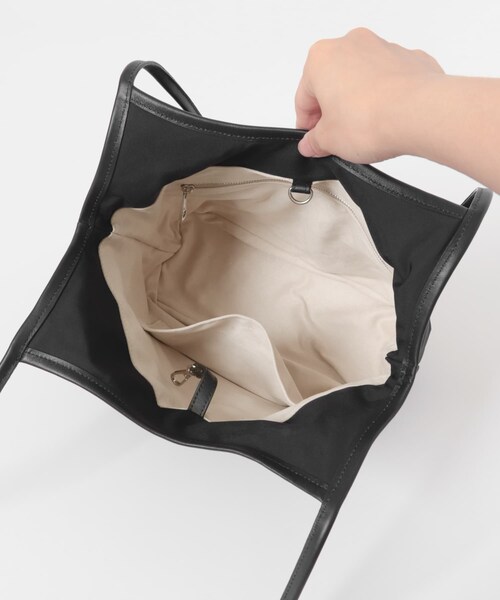 RODE SKO（ロデスコ）の「hun RODESKO　Dual pouch tote（トートバッグ・レディース・SHIRO/BLACK・-）」の22枚目の写真