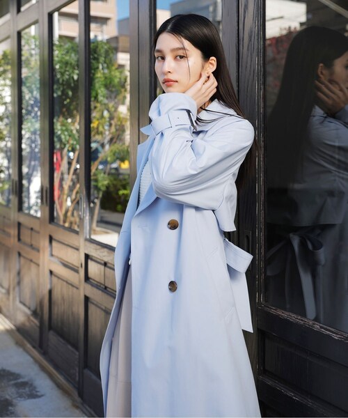 VIS（ビス）の「【定番人気】【撥水/UVケア】後ろタックトレンチコート スプリングコート（トレンチコート・レディース・キナリ/ベージュ/サックス・F）」の15枚目の写真