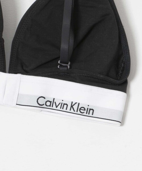 URBAN RESEARCH（アーバンリサーチ）の「Calvin Klein　LGHT LINED TRIANGLE（ブラジャー・レディース・UB1-BLACK/P7A-GREY・S/L/M）」の5枚目の写真