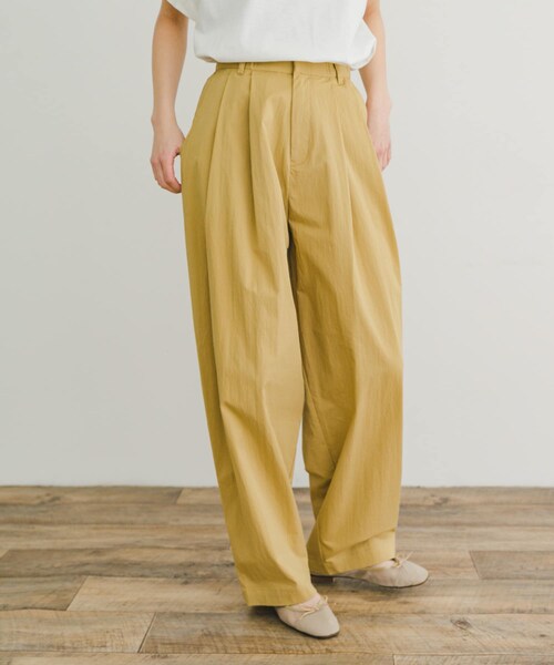 ITEMS URBANRESEARCH（アイテムズ アーバンリサーチ）の「ナイロンコクーンパンツ（その他パンツ・レディース・KHK/BEG/NVY・FREE）」の10枚目の写真