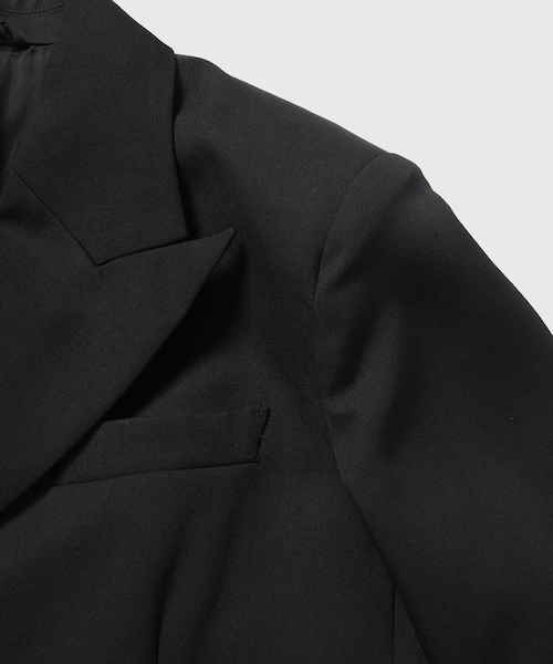 ADAM ET ROPE'(アダムエロペ)の「【DAIRIKU/ダイリク】Jerome Over Shoulder Tailored Jacket(テーラードジャケット・メンズ・ブラック・L)」の4枚目の写真
