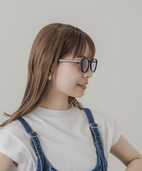 SMELLY（スメリー）の「ボスリントンサングラス（メガネ・レディース・M.BLK/BLK/Y.CLR/CLR・-）」の18枚目の写真