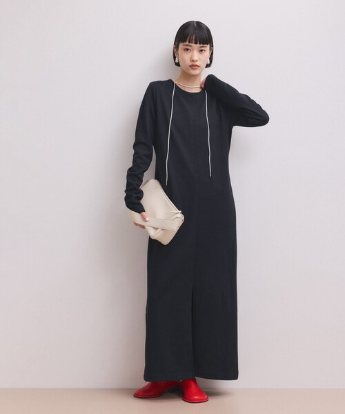ADAM ET ROPE'(アダムエロペ)の「【WEB限定】マルチWAYヘンリーネックワンピース(ワンピース・レディース・ブラック/ダークブラウン/ネイビー・M/S)」の6枚目の写真