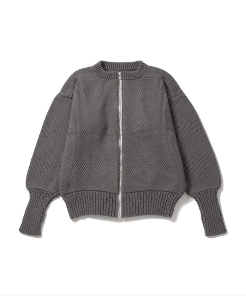 ADAM ET ROPE'(アダムエロペ)の「【KYOU/キョウ】WOOD Bulky Yarn Military Cardigan(カーディガン/ボレロ・メンズ・グレー・2)」の2枚目の写真