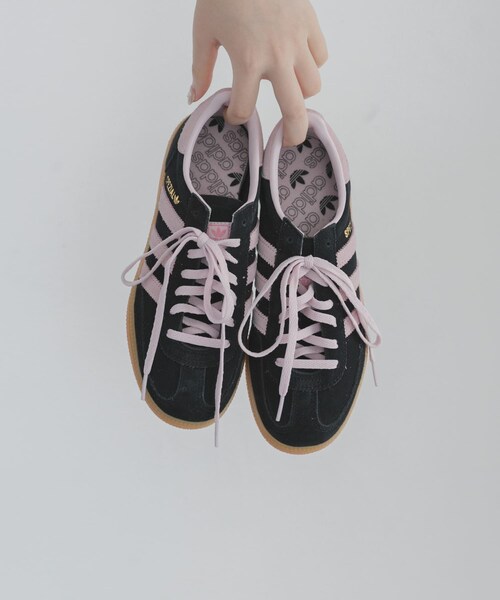 URBAN RESEARCH Sonny Label（アーバンリサーチサニーレーベル）の「adidas　HANDBALL SPEZIAL W（スニーカー・レディース・コアブラック・23/23.5/24/24.5）」の2枚目の写真