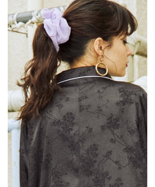 jouetie（ジュエティ）の「BIGシュシュ（その他ヘアアクセサリー・レディース・ミックス/ダークミックス/アイスブルー/パープル/ラベンダー・F）」の3枚目の写真