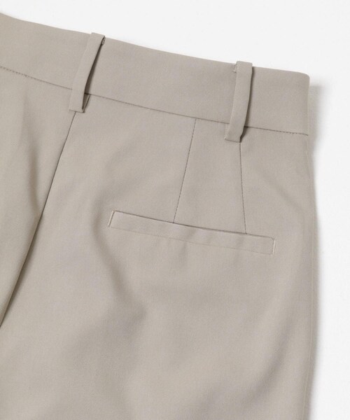 URBAN RESEARCH ROSSO（アーバンリサーチロッソ）の「防シワシャンブレーツイルタックパンツ（その他パンツ・レディース・L.GREIGE/BLACK・36/38）」の22枚目の写真