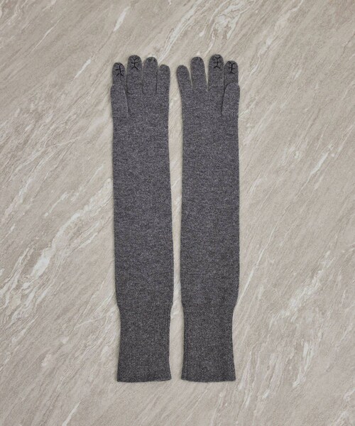 ADAM ET ROPE'(アダムエロペ)の「【J'aDoRe・一部店舗限定】【y YO(イーヨ)】grace long gloves / グローブ(手袋・レディース・グレー/キャメル/レッド・F)」の3枚目の写真