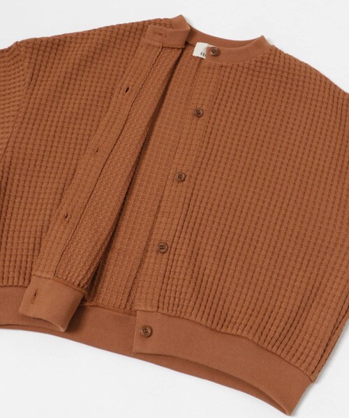 THE GOODLAND MARKET（ザグッドランドマーケット）の「SEAGREEN　BIG WAFFLE CARDIGAN（カーディガン/ボレロ・レディース・GREEN/BROWN/CREAM/ROYAL・1/2）」の12枚目の写真