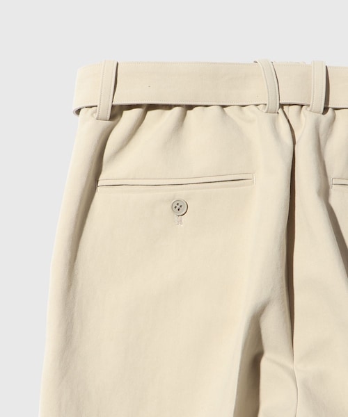 ADAM ET ROPE'（アダムエロペ）の「コットンダブルクロス　ベルテッドスラックス（スラックス・メンズ・ブラック/ベージュ・L/M）」の11枚目の写真