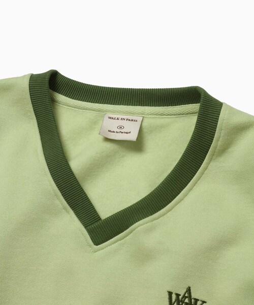 ADAM ET ROPE'(アダムエロペ)の「【WALK IN PARIS/ウォーク イン パリス】Emerald green sleeveless sweatshirt(ベスト・メンズ・ライトグリーン・L/M)」の6枚目の写真