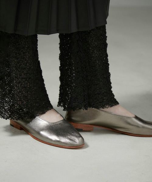 MARTINIANO（マルティニアーノ）】GLOVE フラットパンプス