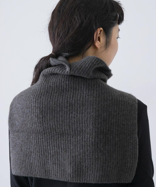 かぐれ（カグレ）の「TICCA　ヤクニットスヌード（ストール/ショール・レディース・ivory/light blue/grey・FREE）」の15枚目の写真