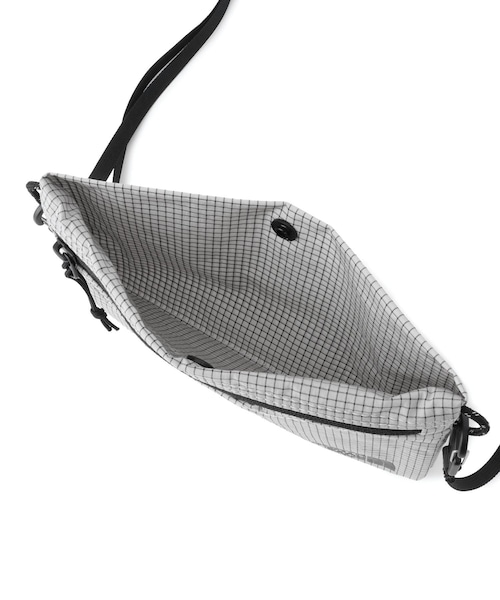 ROPE' PICNIC(ロペピクニック)の「【THE NORTH FACE/ザ・ノース・フェイス】RAFTER POUCH S SP(ショルダーバッグ・レディース・ブラック/ライトグレー・F)」の20枚目の写真