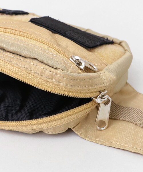 KBF（ケイビーエフ）の「MIL SPEC別注ミニボディバッグ（ボディバッグ/ウエストポーチ・レディース・BLUE/BEIGE/CHARCOAL・One/one）」の15枚目の写真