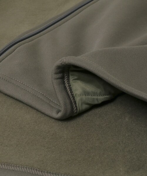 EKAL（エカル）の「HOUDINI　Ms Power Up Jacket（ブルゾン・メンズ・True Black/Bm Green・M/L）」の10枚目の写真