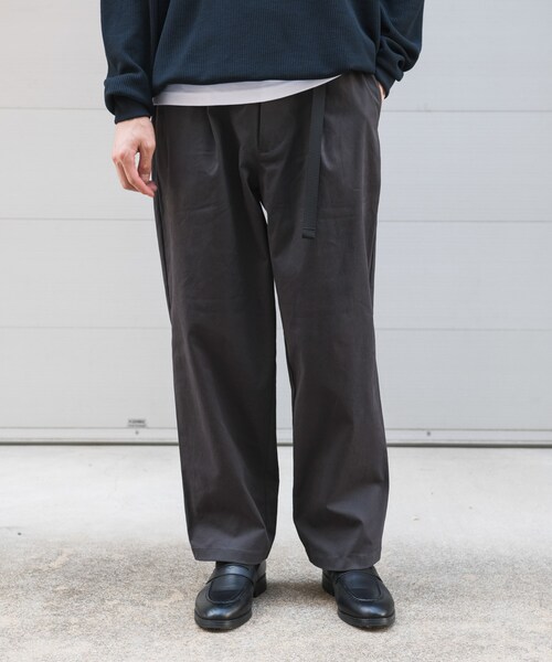 URBAN RESEARCH DOORS(アーバンリサーチドアーズ)の「ウェビングベルトチノパンツ(その他パンツ・メンズ・BLACK/CHARCOAL/MOCHA/OLIVE・S/M/L)」の18枚目の写真