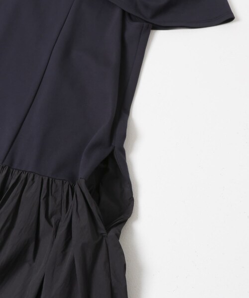 URBAN RESEARCH ROSSO（アーバンリサーチロッソ）の「Mewl　ペタルスリーブドッキングワンピース（ワンピース・レディース・BLACK/NAVY・Free）」の20枚目の写真