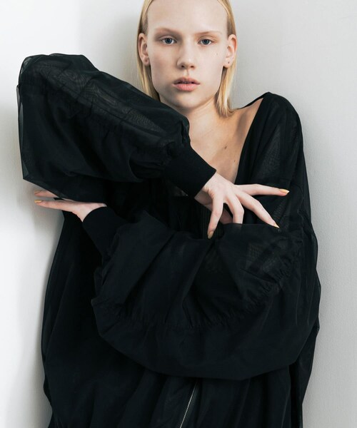 LAATO（ラート）の「organdy blouson（ブルゾン・レディース・インク/クリーム・FREE）」の22枚目の写真