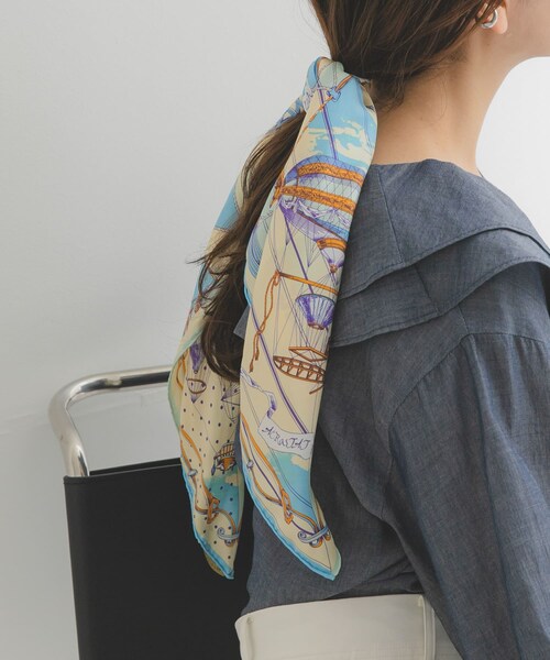 URBAN RESEARCH ROSSO（アーバンリサーチロッソ）の「manipuri　65ビットバルーン（バンダナ/スカーフ・レディース・LIGHTBLUE・-）」の2枚目の写真