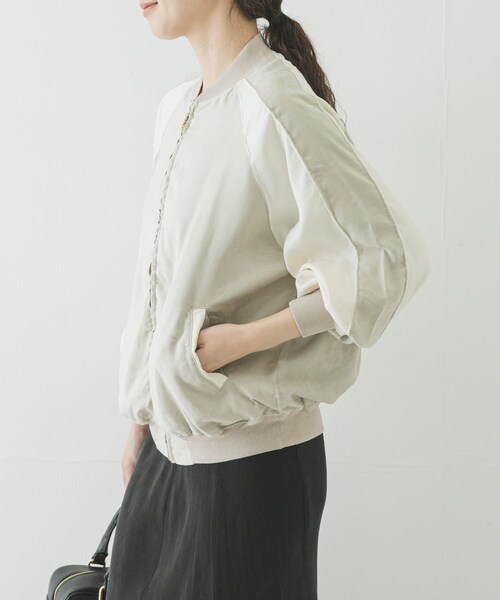 URBAN RESEARCH(アーバンリサーチ)の「REMI RELIEF エコスウェードラグランZIP JACKET(ブルゾン・レディース・GRAGE/SAX・S)」の8枚目の写真
