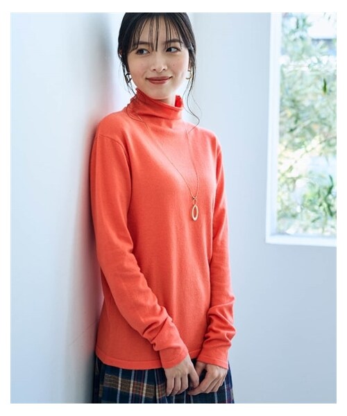 nissen（ニッセン）の「くしゅ衿ニットプルオーバー【Otona Purete】（ニット/セーター・レディース・黒×オフホワイト/アイボリー×グレージュ/オレンジ・M/L/LL/3L/4L/【没】5L/【没】6L）」の3枚目の写真