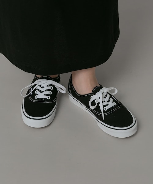 URBAN RESEARCH Sonny Label（アーバンリサーチサニーレーベル）の「VANS　Ua Authentic（スニーカー・レディース・Black/NAVY/RED・5/5.5/6）」の4枚目の写真