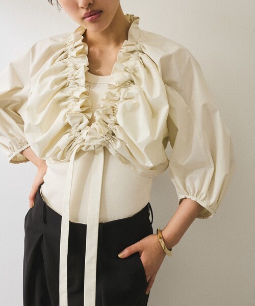 ADAM ET ROPE'(アダムエロペ)の「【サステナブル】ブラウスセットタンクトップ(シャツ/ブラウス・レディース・ブラック系/キナリ系・F)」の14枚目の写真