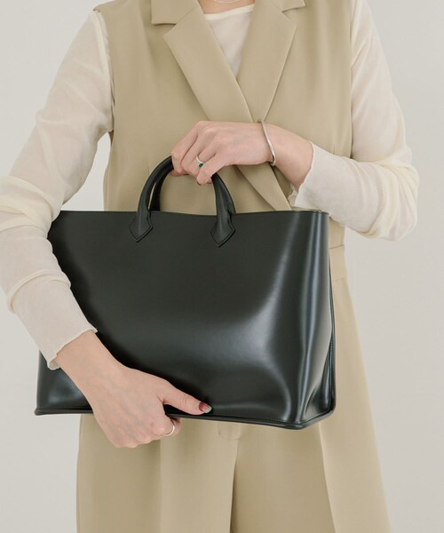 URBAN RESEARCH(アーバンリサーチ)の「PIENI KOKO M lesson bag(トートバッグ・レディース・BK/YE/OL/GR・-)」の4枚目の写真