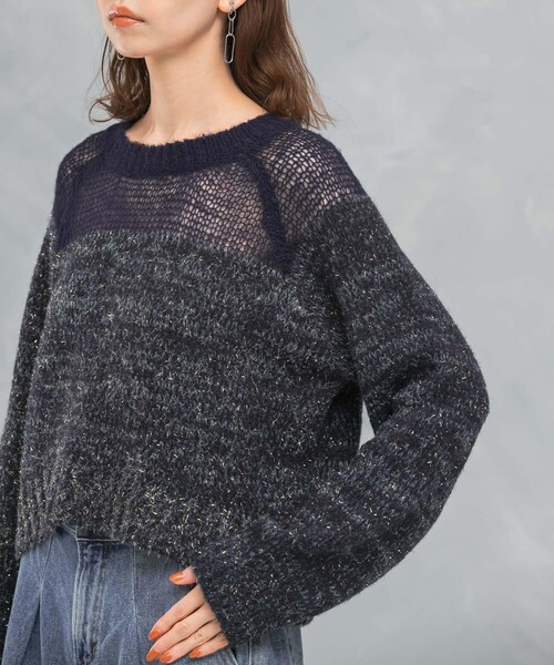 URBAN RESEARCH ROSSO（アーバンリサーチロッソ）の「『WEB限定』ドッキングラメニット（ニット/セーター・レディース・NAVY/PINK/BEIGE・FREE）」の19枚目の写真