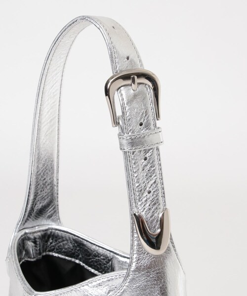 URBAN RESEARCH（アーバンリサーチ）の「NOMADIS　LEE（ハンドバッグ・レディース・SILVER・-）」の8枚目の写真