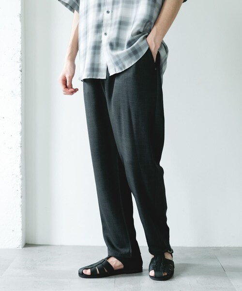 URBAN RESEARCH DOORS(アーバンリサーチドアーズ)の「『別注』Lee×DOORS FLEEASY NARROW(その他パンツ・メンズ・エクリュ/スミクロ/ブラウン/ブルー・Free)」の18枚目の写真