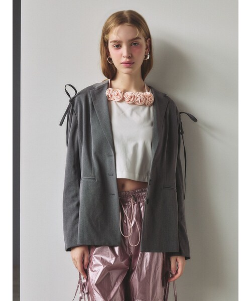 CALNAMUR（カルナムール）の「2WAY RIBBON JK/2WAYリボンジャケット（テーラードジャケット・レディース・グレー/ブラック・F）」の2枚目の写真