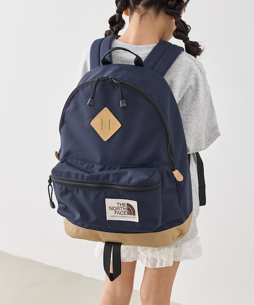 ROPE' PICNIC(ロペピクニック)の「【KIDS/キッズ】【THE NORTH FACE/ザ・ノース・フェイス】K Berkeley(バックパック/リュック・キッズ・ベージュ/ネイビー・F)」の4枚目の写真