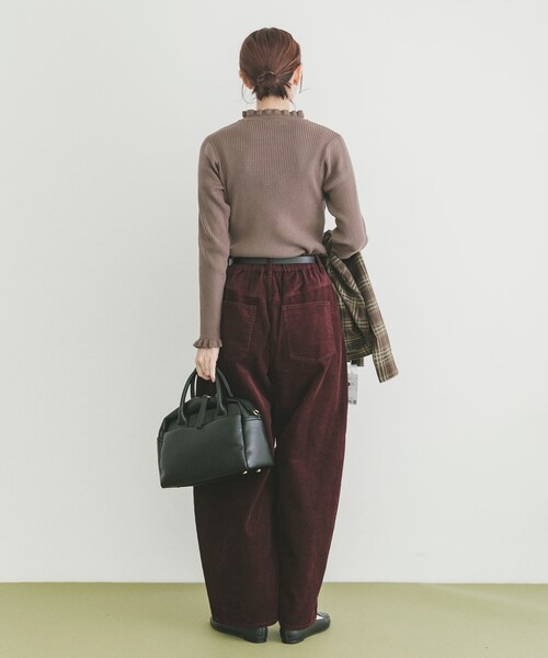 ITEMS URBANRESEARCH(アイテムズ アーバンリサーチ)の「コーデュロイバレルパンツ(その他パンツ・レディース・BLK/BEG/CHERRY・FREE)」の22枚目の写真
