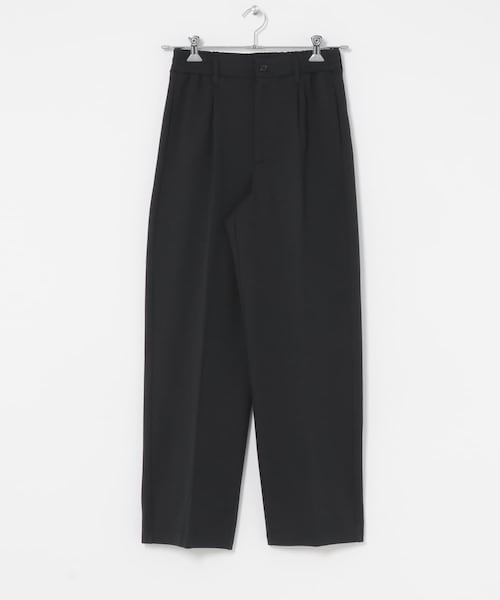 ITEMS URBANRESEARCH(アイテムズ アーバンリサーチ)の「ワンタックカルゼストレートパンツ(その他パンツ・メンズ・BLACK/D.BROWN/NAVY・S/M/L)」の1枚目の写真