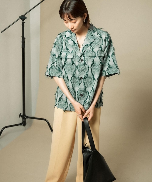 KBF(ケイビーエフ)の「カットジャガードハーフスリーブジャケット(テーラードジャケット・レディース・GREEN/BEIGE・one)」の14枚目の写真