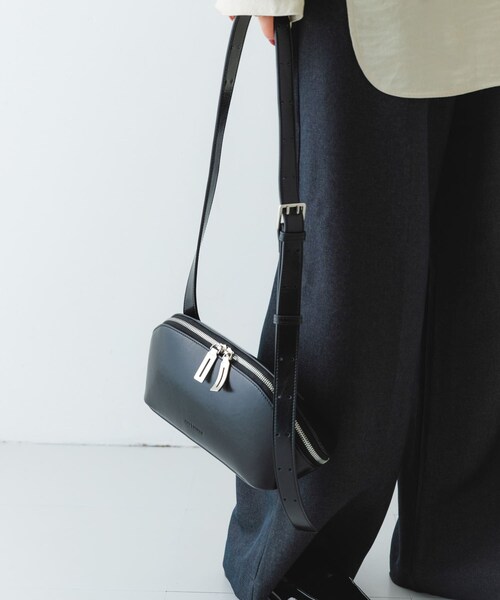 RODE SKO（ロデスコ）の「ADD CULUMN　FIGRE BODYBAG VINTAGE（ショルダーバッグ・レディース・BLACK/SAX/YEL・one）」の9枚目の写真