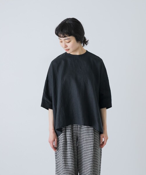 かぐれ（カグレ）の「リネンクルーネック半袖シャツ（シャツ/ブラウス・レディース・OFF/BLACK/ROYAL BLUE・Free）」の22枚目の写真