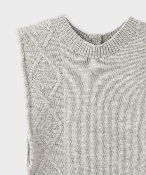 ROPE'（ロペ）の「【Ｍaison no8（メゾンエイト）】REMIXED KNIT VEST｜ニット（ニット/セーター・レディース・ライトグレー/ネイビー・F）」の15枚目の写真